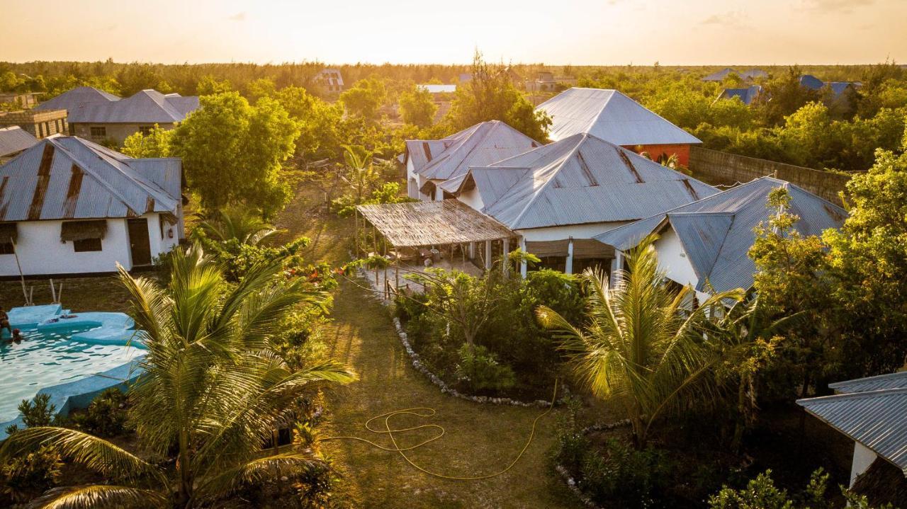 More Africa Guesthouse Paje Bagian luar foto